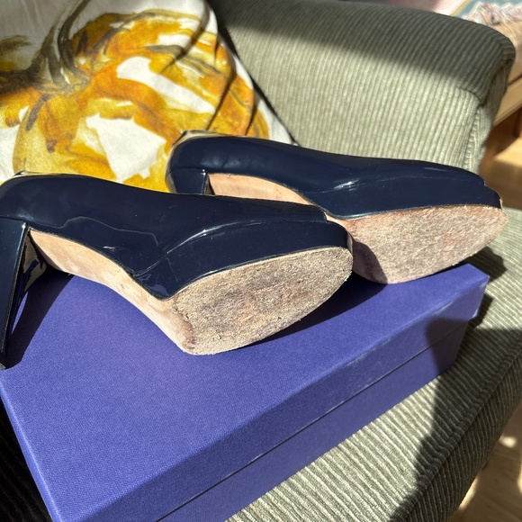 Stuart Weitzman Size 7 - Picture 4 of 4